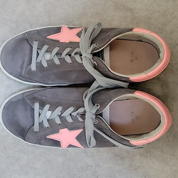 Golden Goose Superstar size 39, Excellent condition grey suede/pink (No heel) - Picture 15 of 16